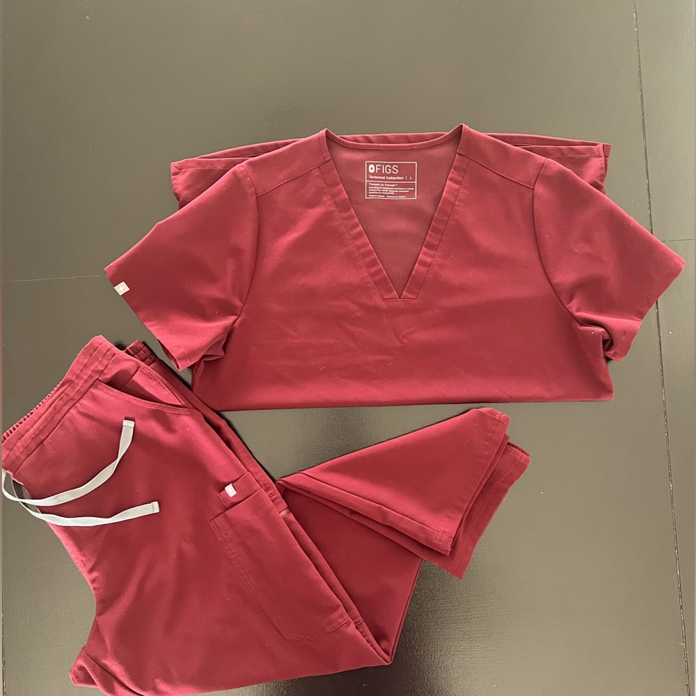 Figs Scrub Set